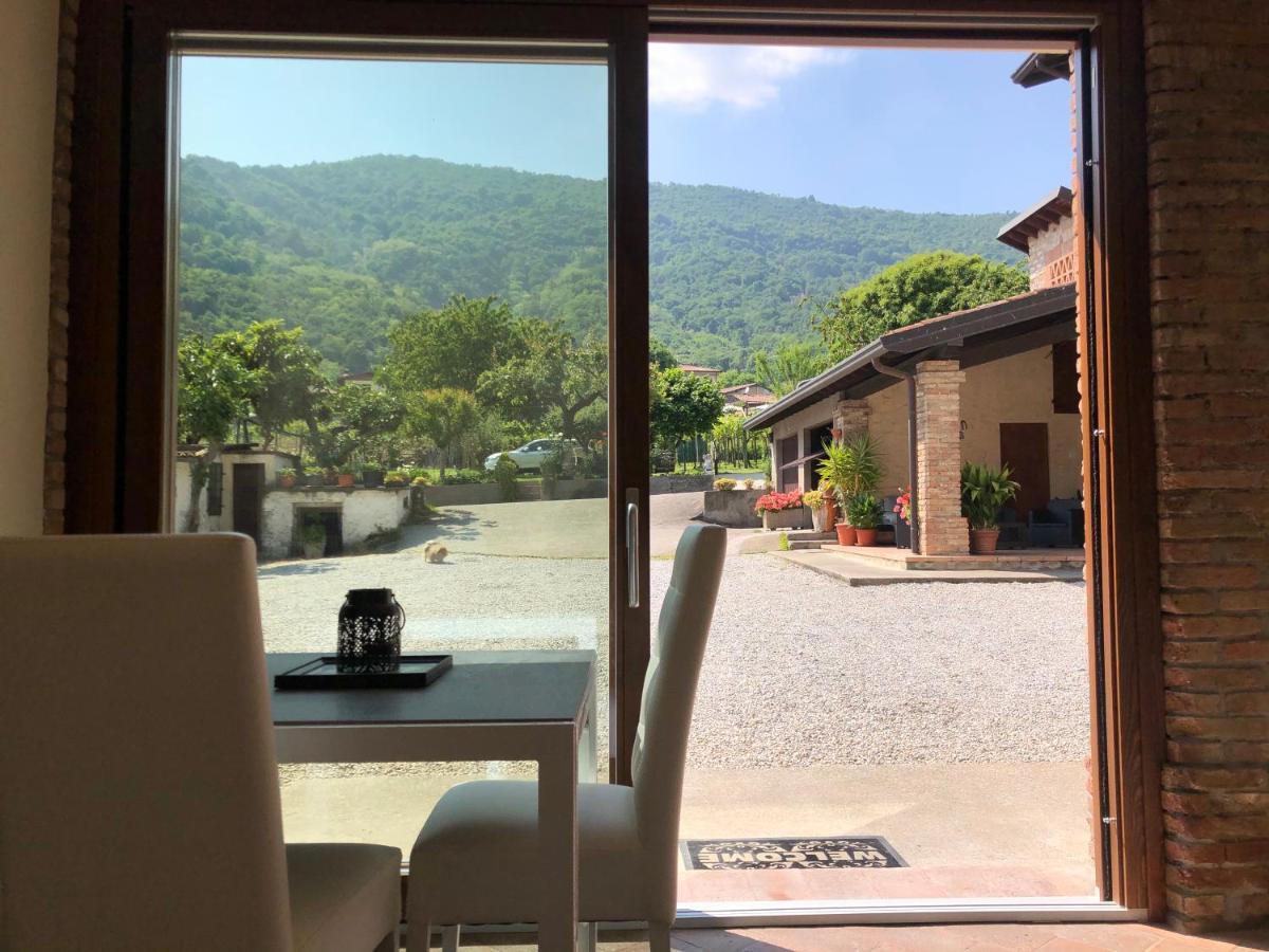 La Terrazza Sulle Vigne B&B Corte Franca Exteriér fotografie