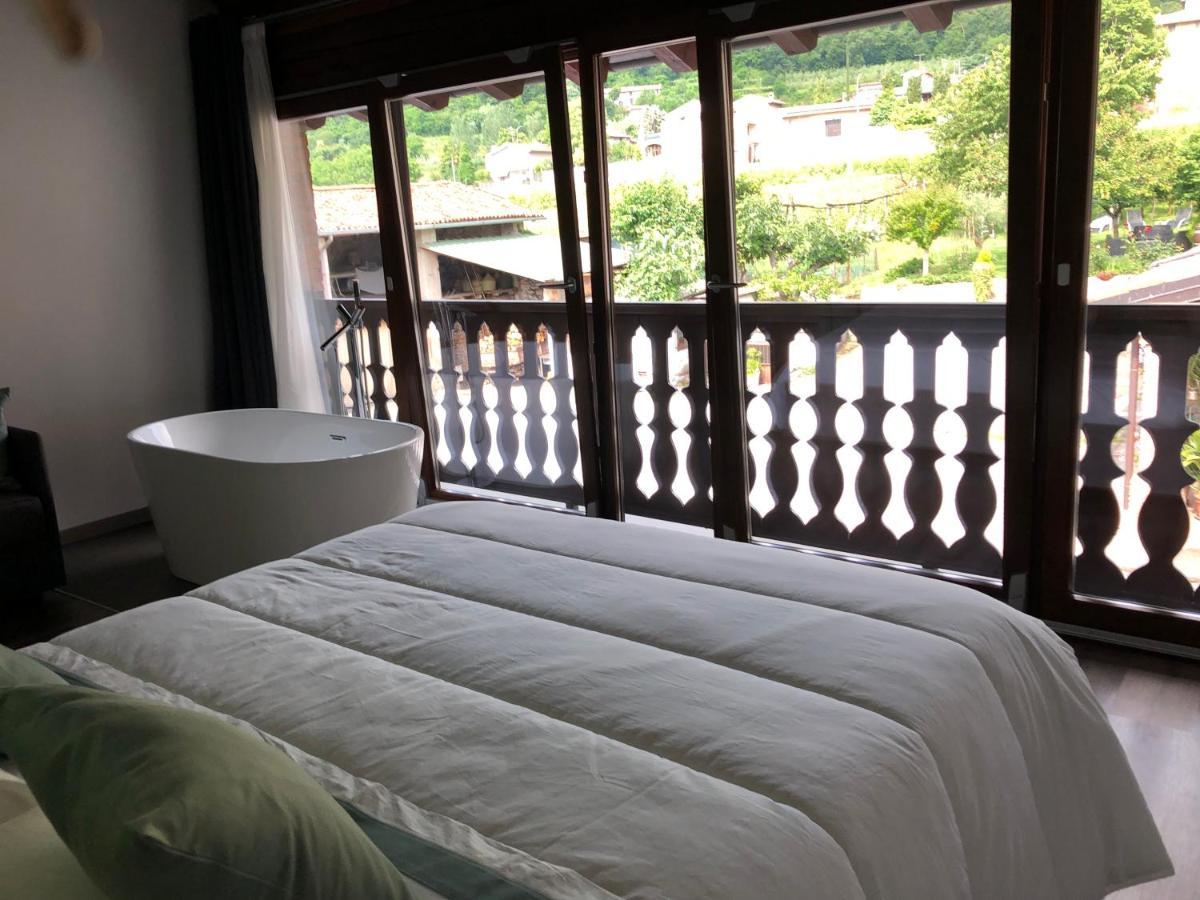 La Terrazza Sulle Vigne B&B Corte Franca Exteriér fotografie