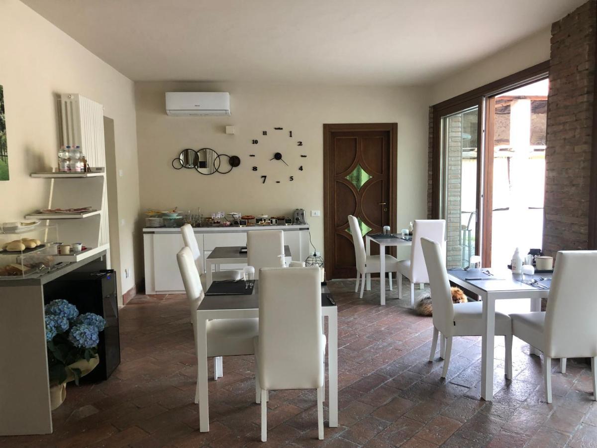 La Terrazza Sulle Vigne B&B Corte Franca Exteriér fotografie