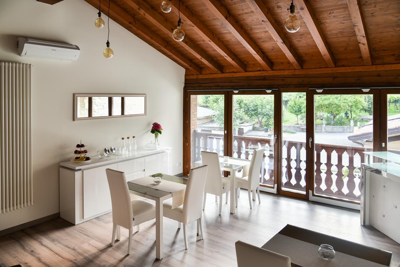 La Terrazza Sulle Vigne B&B Corte Franca Exteriér fotografie