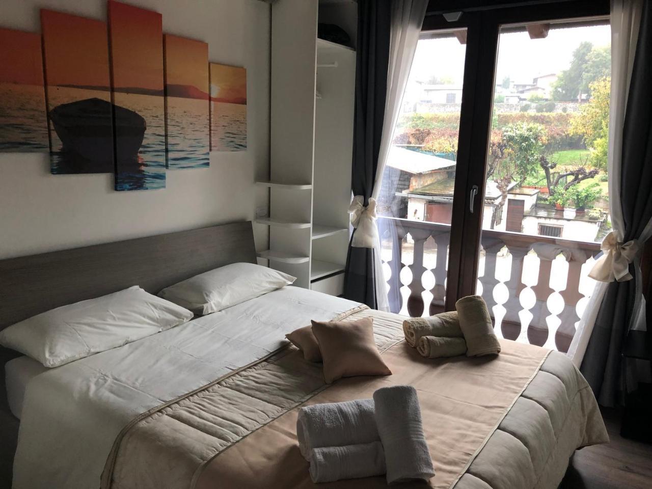 La Terrazza Sulle Vigne B&B Corte Franca Exteriér fotografie